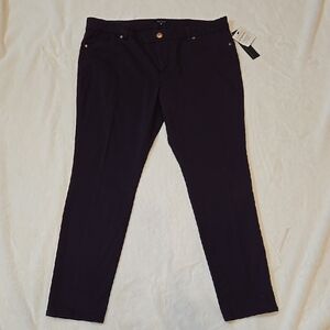 New Daisy Fuentes Women's Skinny Jeans - Dark Purple Size 16